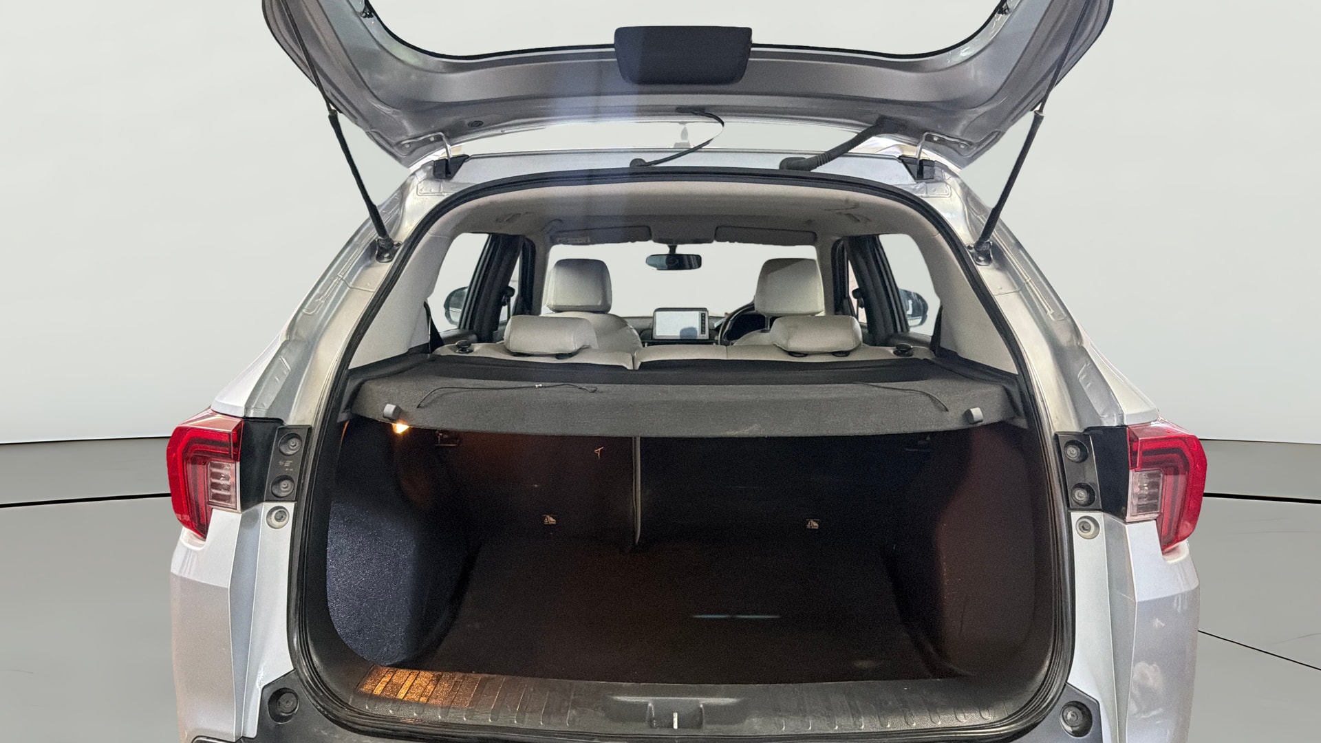 View 2023 Honda Elevate ZX CVT Image 39 Used 2023 Honda Elevate ZX CVT Image 39