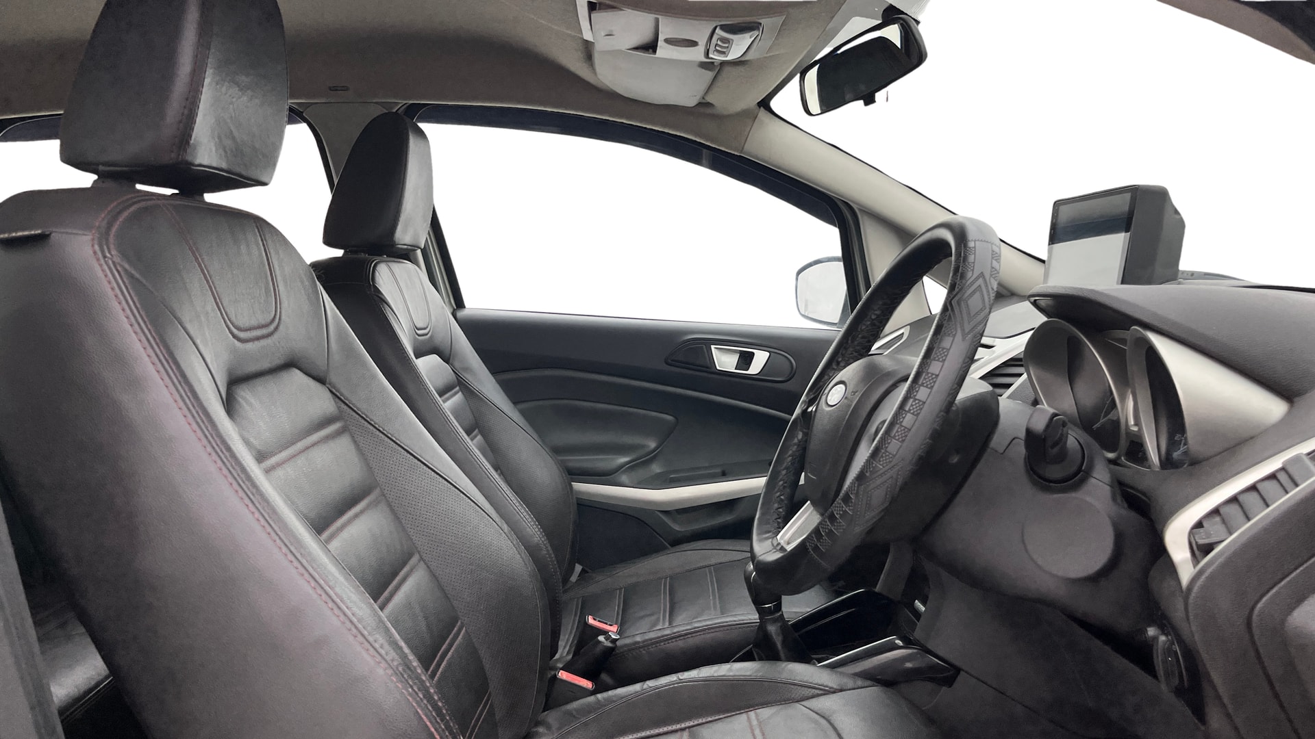 View 2015 Ford EcoSport 1.5 TDCi Diesel Ambiente BS IV Image 17 Used 2015 Ford EcoSport 1.5 TDCi Diesel Ambiente BS IV Image 17
