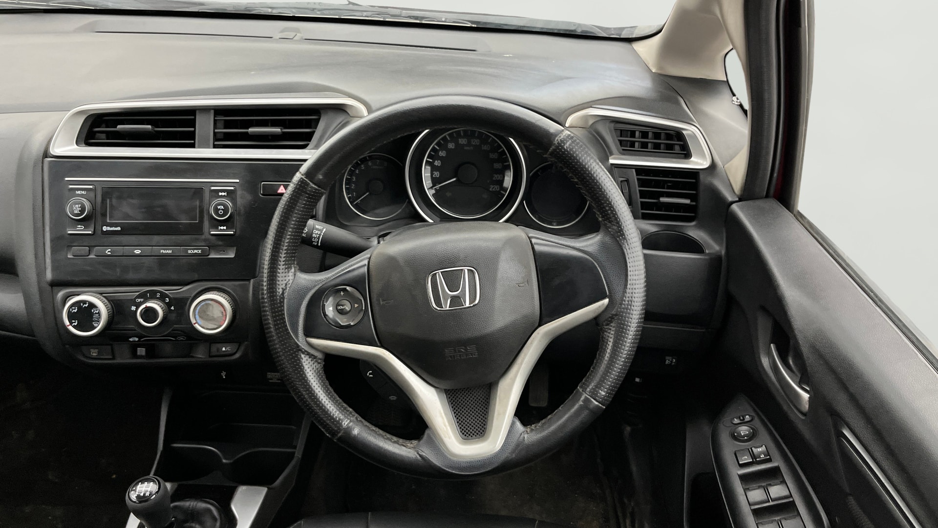 View 2018 Honda WR-V S MT Diesel Edge Edition Image 13 Used 2018 Honda WR-V S MT Diesel Edge Edition Image 13