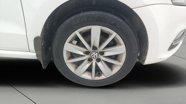 View Volkswagen Polo Image 40 Used Volkswagen Polo Image 40
