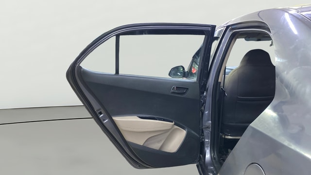 View Hyundai Xcent Image 16 Used Hyundai Xcent Image 16