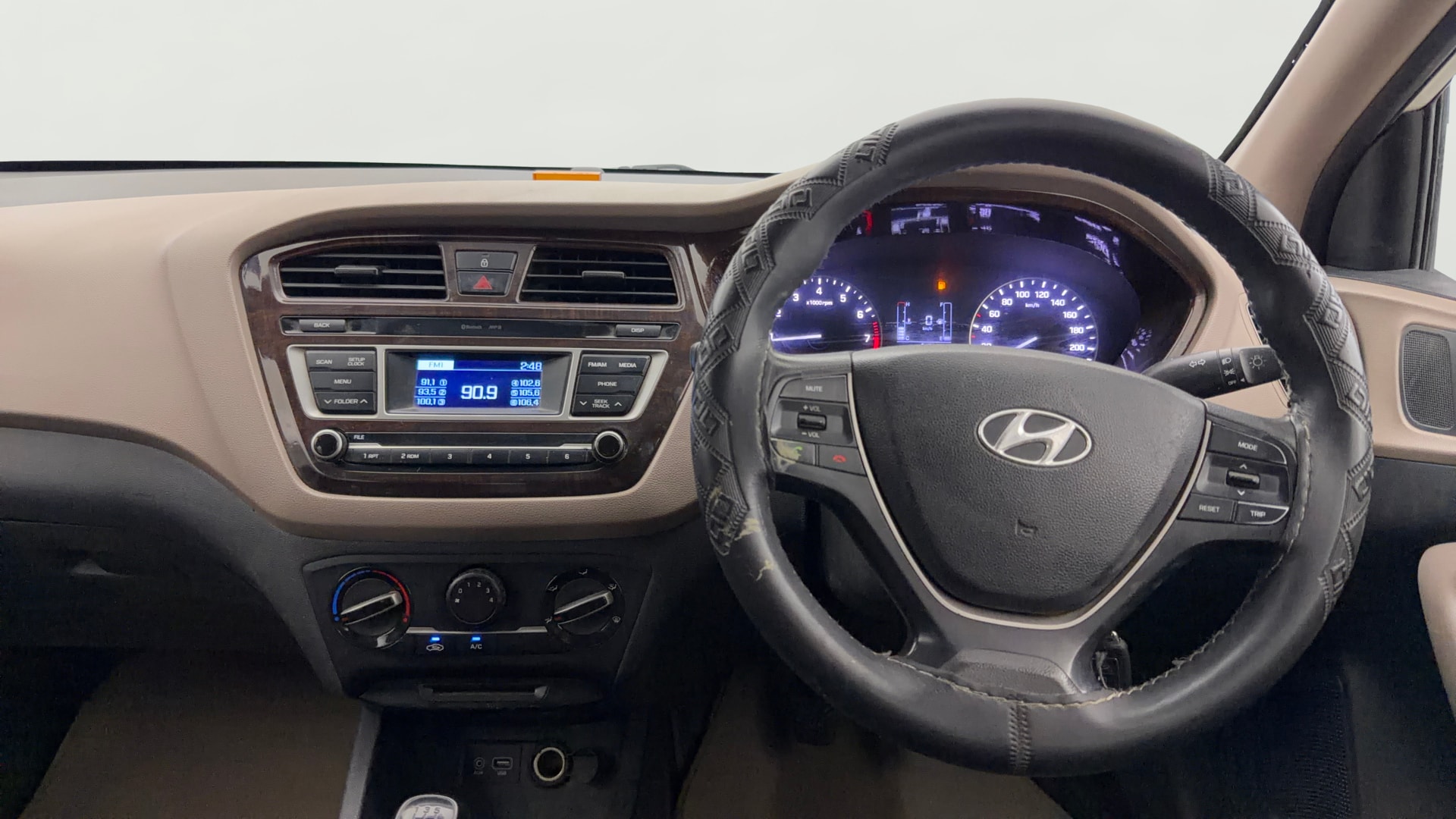 View 2015 Hyundai Elite i20 Magna 1.2 Image 20 Used 2015 Hyundai Elite i20 Magna 1.2 Image 20