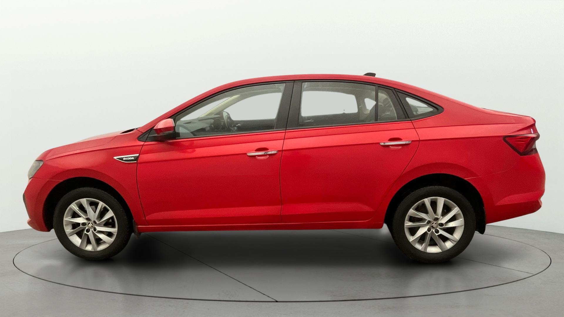 View 2023 Skoda Slavia Ambition 1.0 TSI AT Image 6 Used 2023 Skoda Slavia Ambition 1.0 TSI AT Image 6