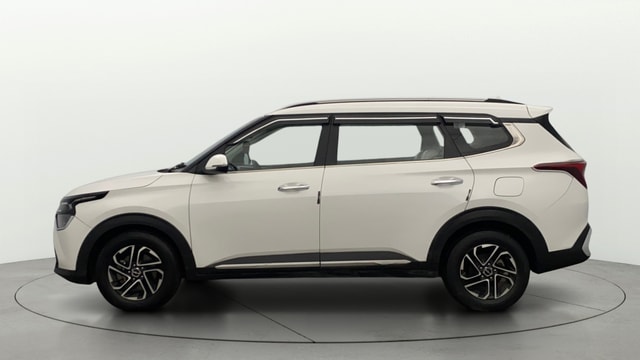 View Kia Carens Image 28 Used Kia Carens Image 28