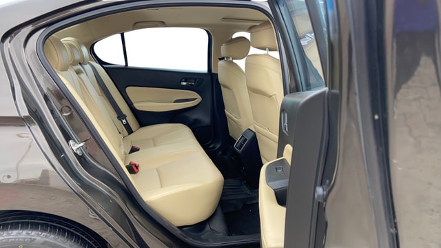 View Honda City ZX Image 31 Used Honda City ZX Image 31