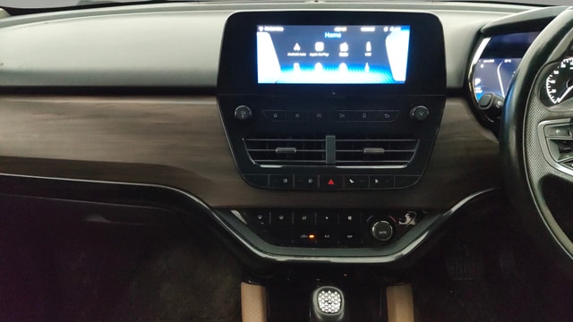 View Tata Harrier Image 18 Used Tata Harrier Image 18