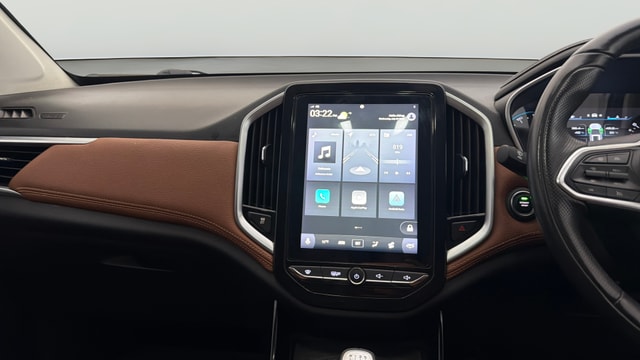 View MG Hector Plus Image 18 Used MG Hector Plus Image 18