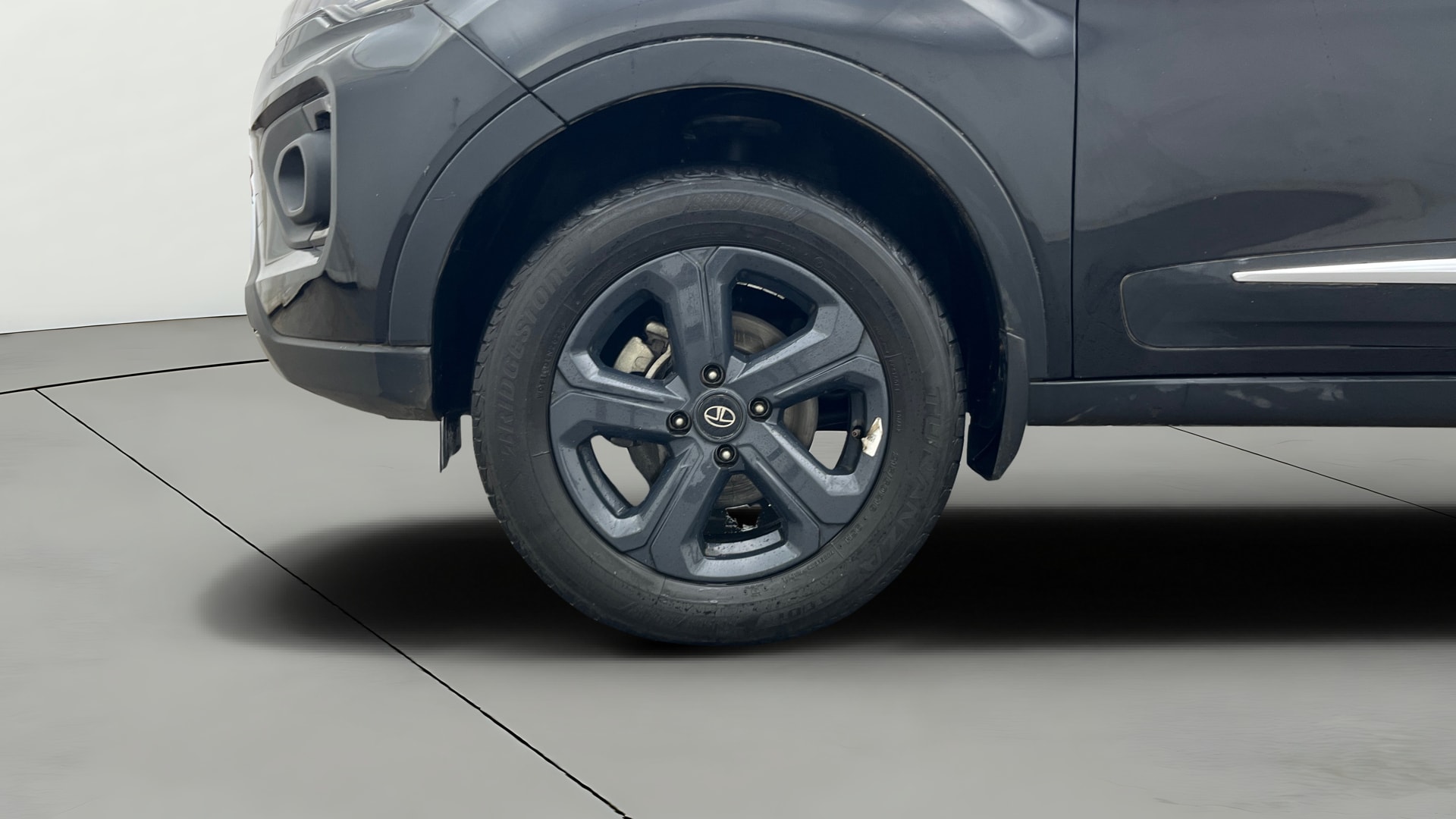 View 2022 Tata Nexon Revotron XE Image 36 Used 2022 Tata Nexon Revotron XE Image 36