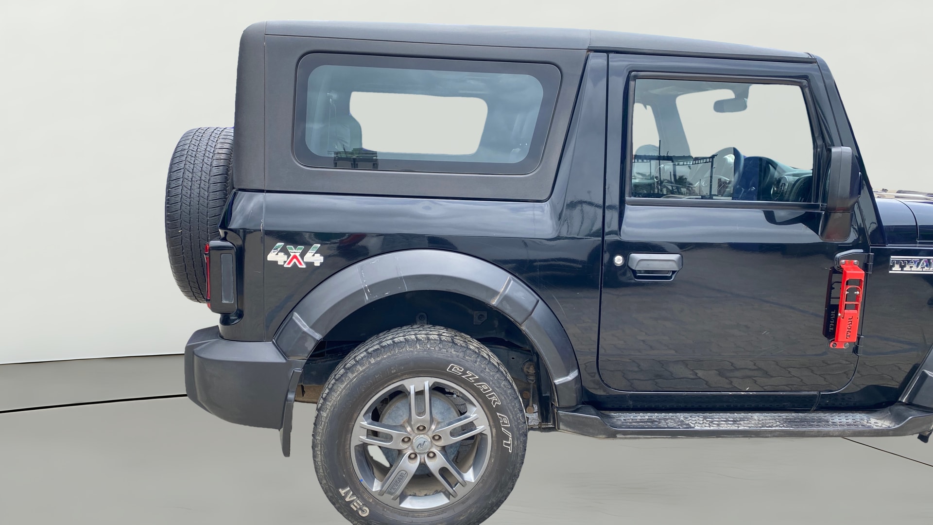 Used 2022 Mahindra Thar Used 2022 Mahindra Thar