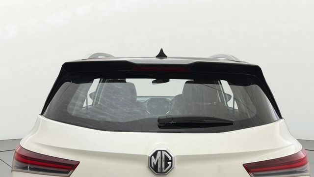 View MG Hector Plus Image 4 Used MG Hector Plus Image 4