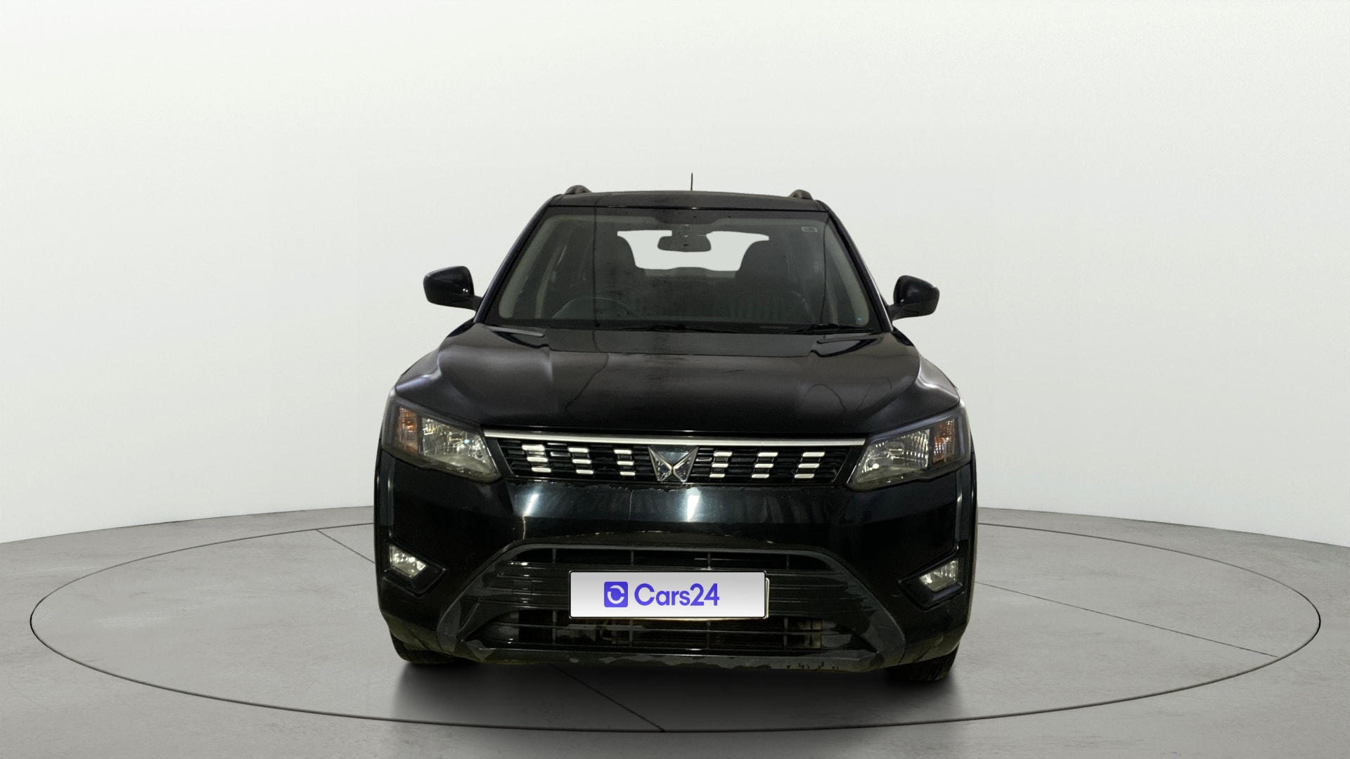 Used 2024 Mahindra XUV300 Used 2024 Mahindra XUV300