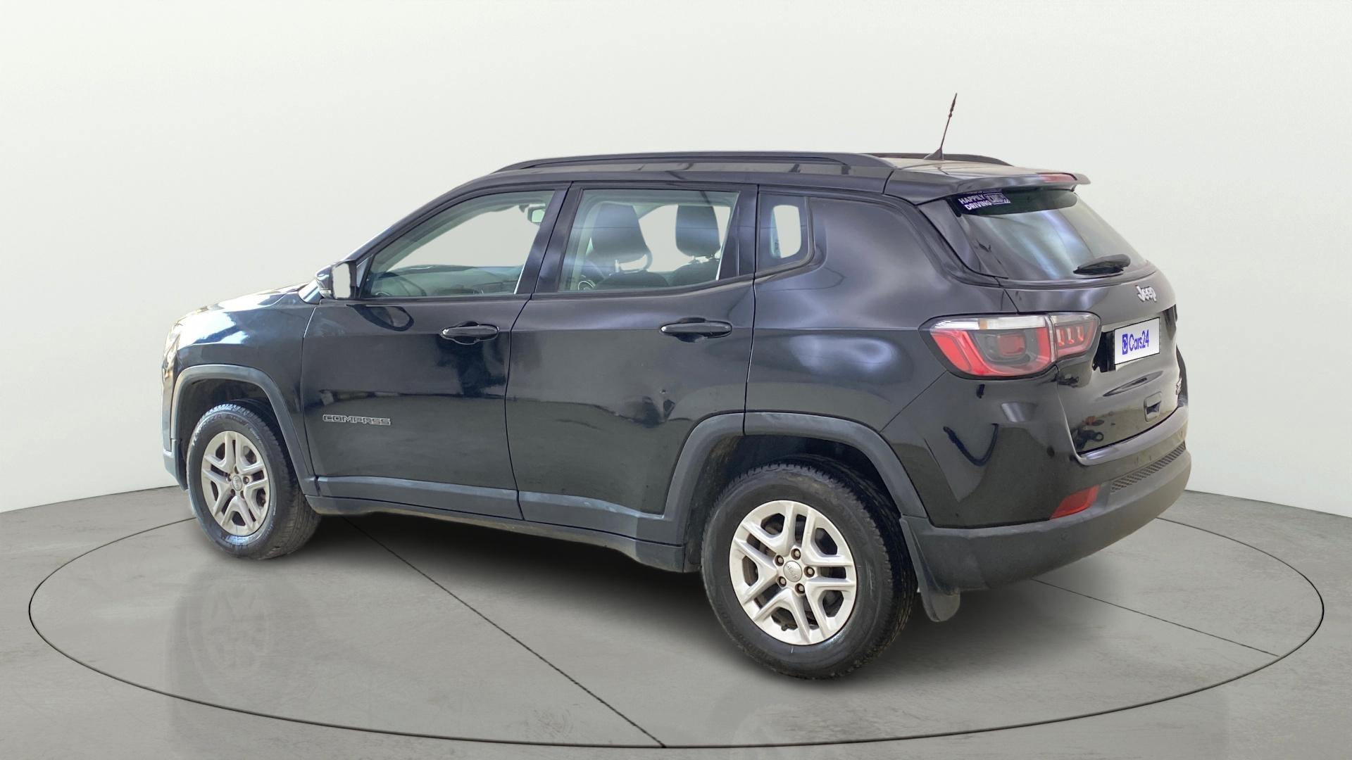 View 2019 Jeep Compass Sport Plus Petrol BS IV Image 2 Used 2019 Jeep Compass Sport Plus Petrol BS IV Image 2