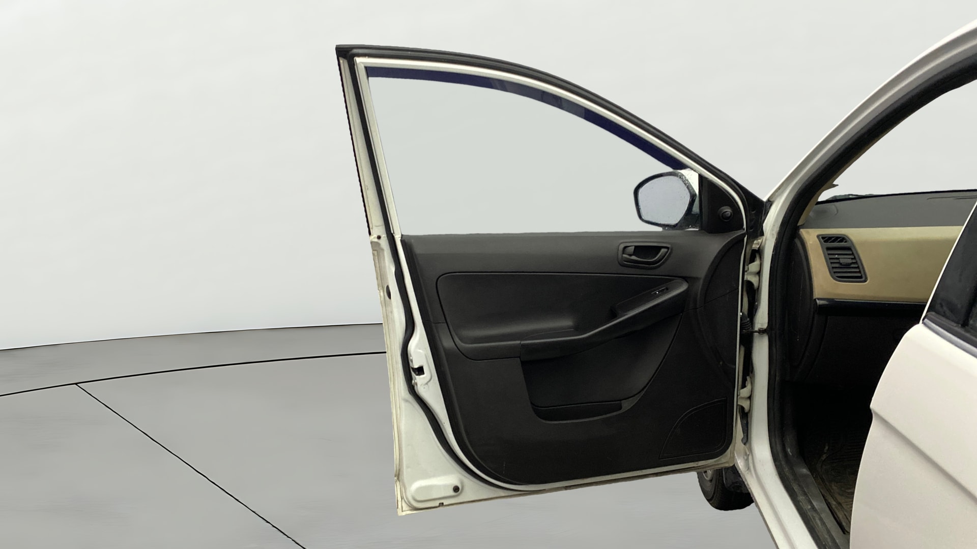View 2016 Tata Zest XE Petrol Image 30 Used 2016 Tata Zest XE Petrol Image 30