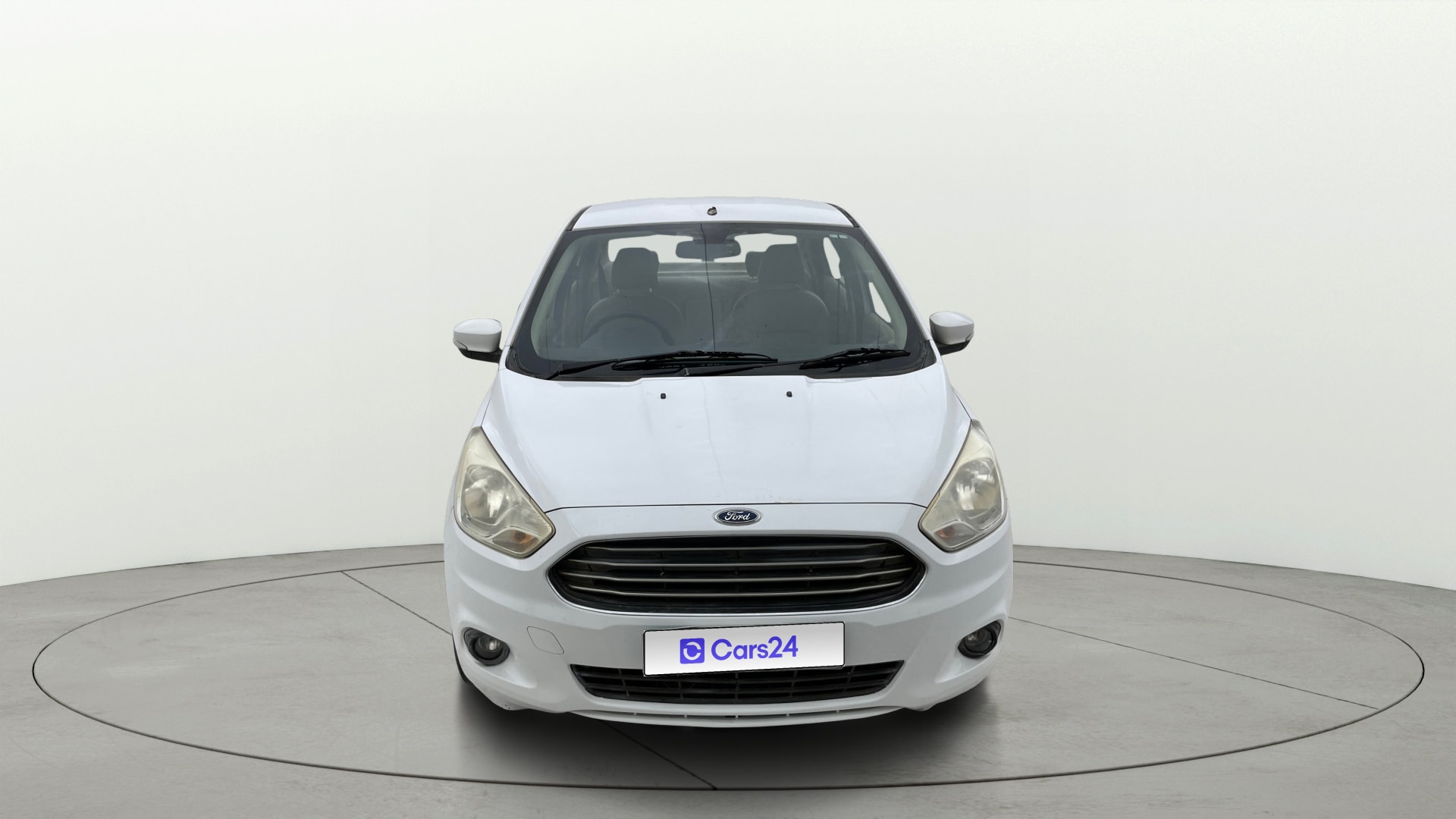 View 2015 Ford Figo Aspire 1.2P Ambiente MT BS IV Image 1 Used 2015 Ford Figo Aspire 1.2P Ambiente MT BS IV Image 1