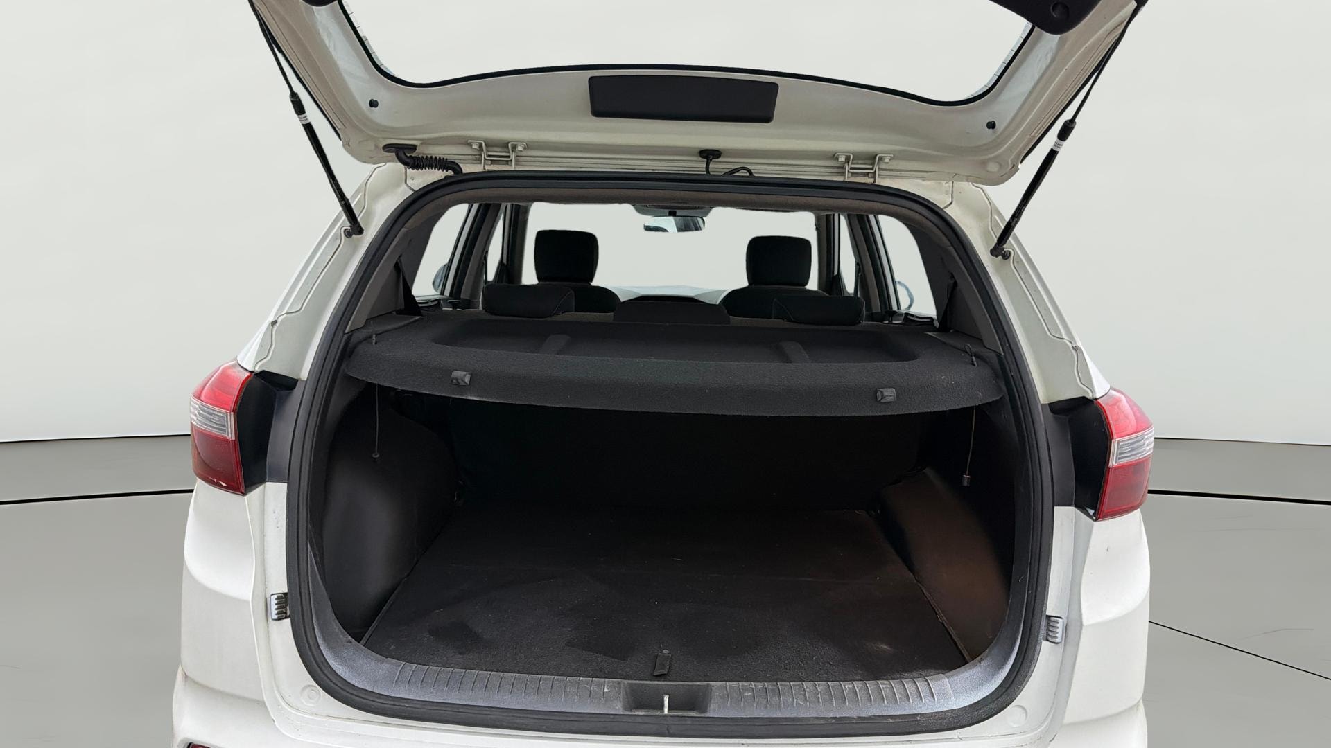View 2015 Hyundai Creta 1.6 SX Plus Petrol Image 38 Used 2015 Hyundai Creta 1.6 SX Plus Petrol Image 38
