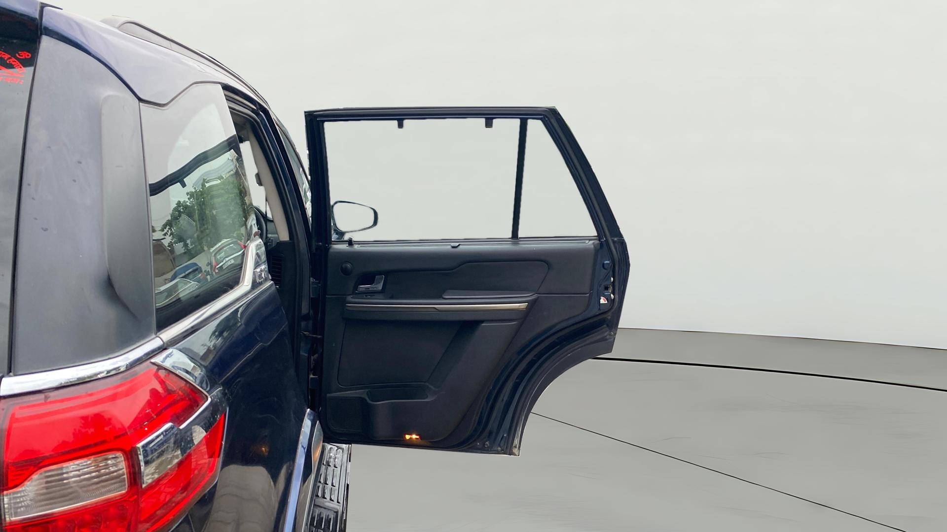 View 2017 Tata Hexa XT 4X2 Image 8 Used 2017 Tata Hexa XT 4X2 Image 8