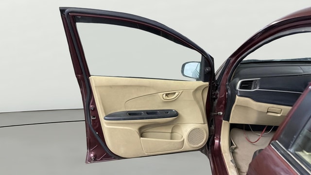 View Honda Amaze Image 30 Used Honda Amaze Image 30