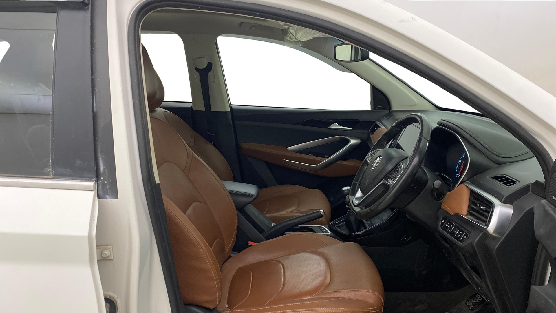 View 2021 MG Hector Plus Sharp Turbo 6 Seater Diesel Image 27 Used 2021 MG Hector Plus Sharp Turbo 6 Seater Diesel Image 27