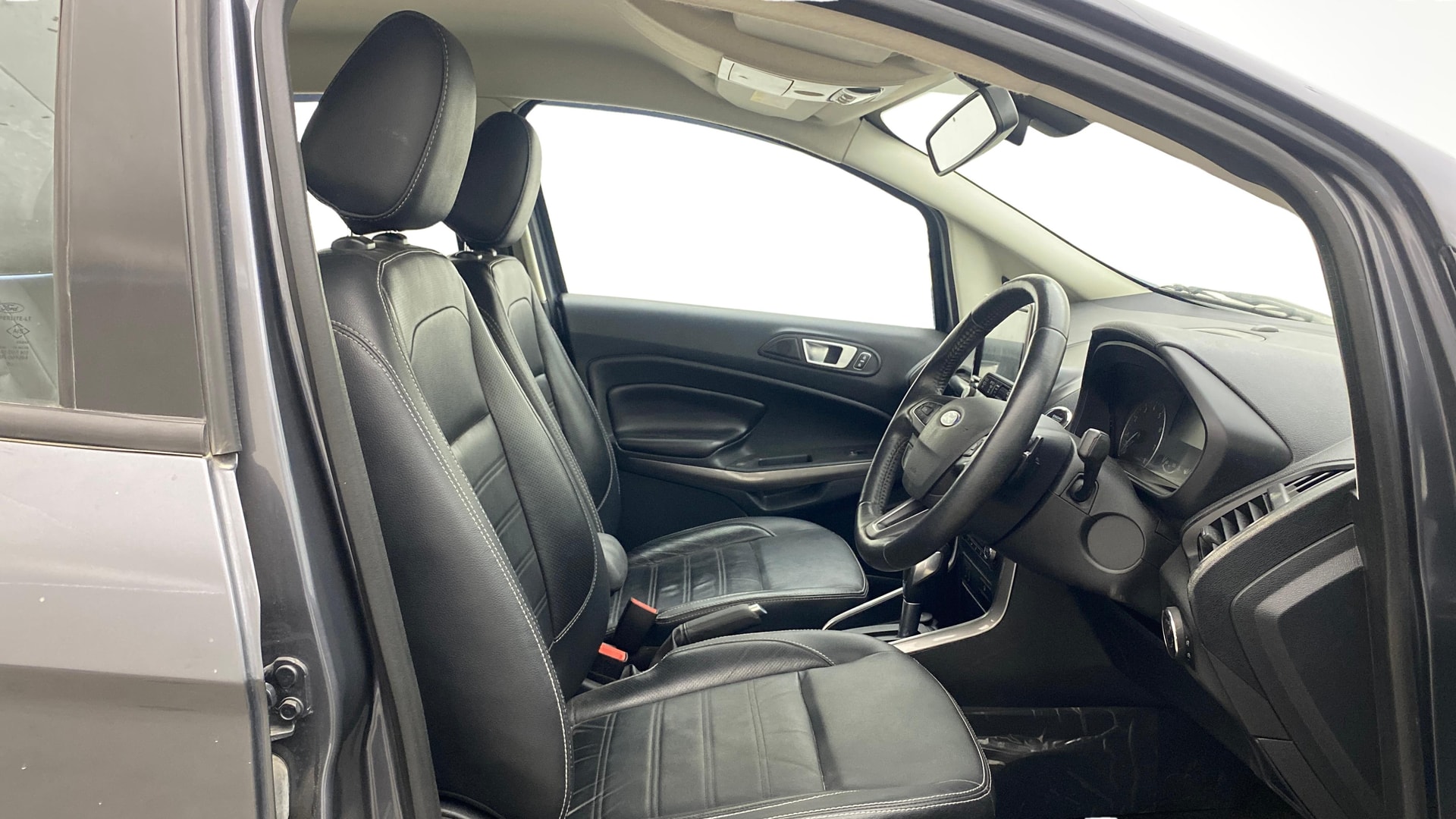 View 2019 Ford EcoSport 1.5 TDCi Diesel Ambiente BS IV Image 26 Used 2019 Ford EcoSport 1.5 TDCi Diesel Ambiente BS IV Image 26