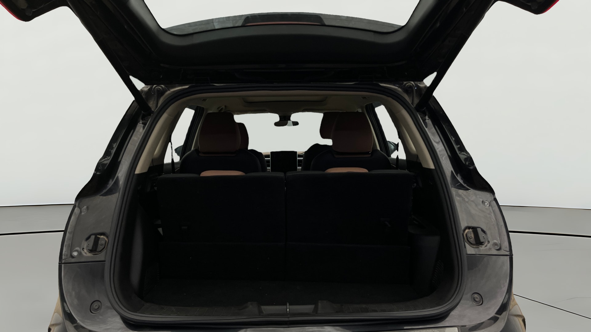 View 2024 MG Hector Plus Sharp Pro 6 Seater CVT Petrol Image 43 Used 2024 MG Hector Plus Sharp Pro 6 Seater CVT Petrol Image 43