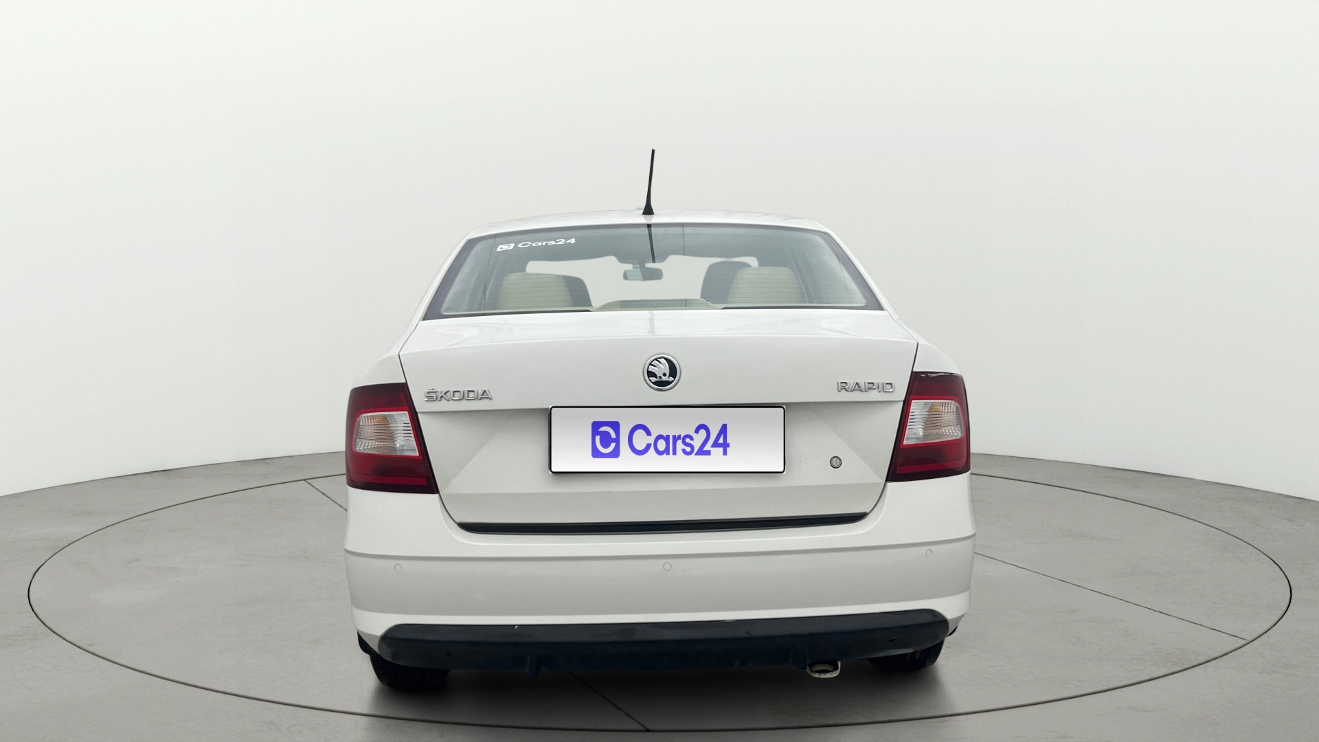 View 2018 Skoda Rapid 1.6 MPI Ambition Petrol BS IV Image 39 Used 2018 Skoda Rapid 1.6 MPI Ambition Petrol BS IV Image 39