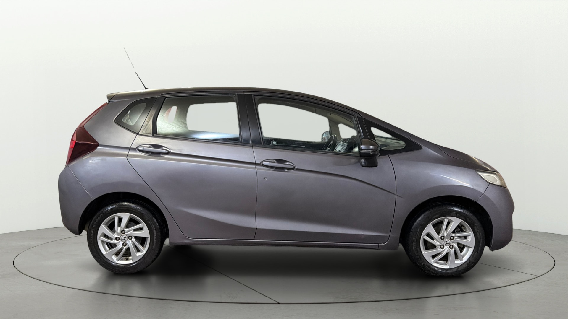 View 2018 Honda Jazz E MT Diesel Image 8 Used 2018 Honda Jazz E MT Diesel Image 8