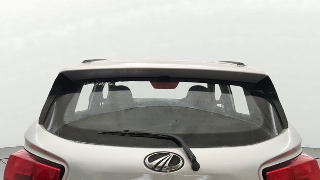 View Mahindra KUV100 Image 4 Used Mahindra KUV100 Image 4