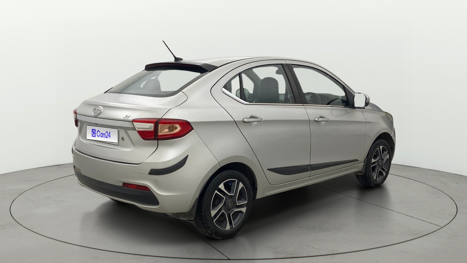 View 2018 Tata Tigor XZ (O) Petrol Image 42 Used 2018 Tata Tigor XZ (O) Petrol Image 42