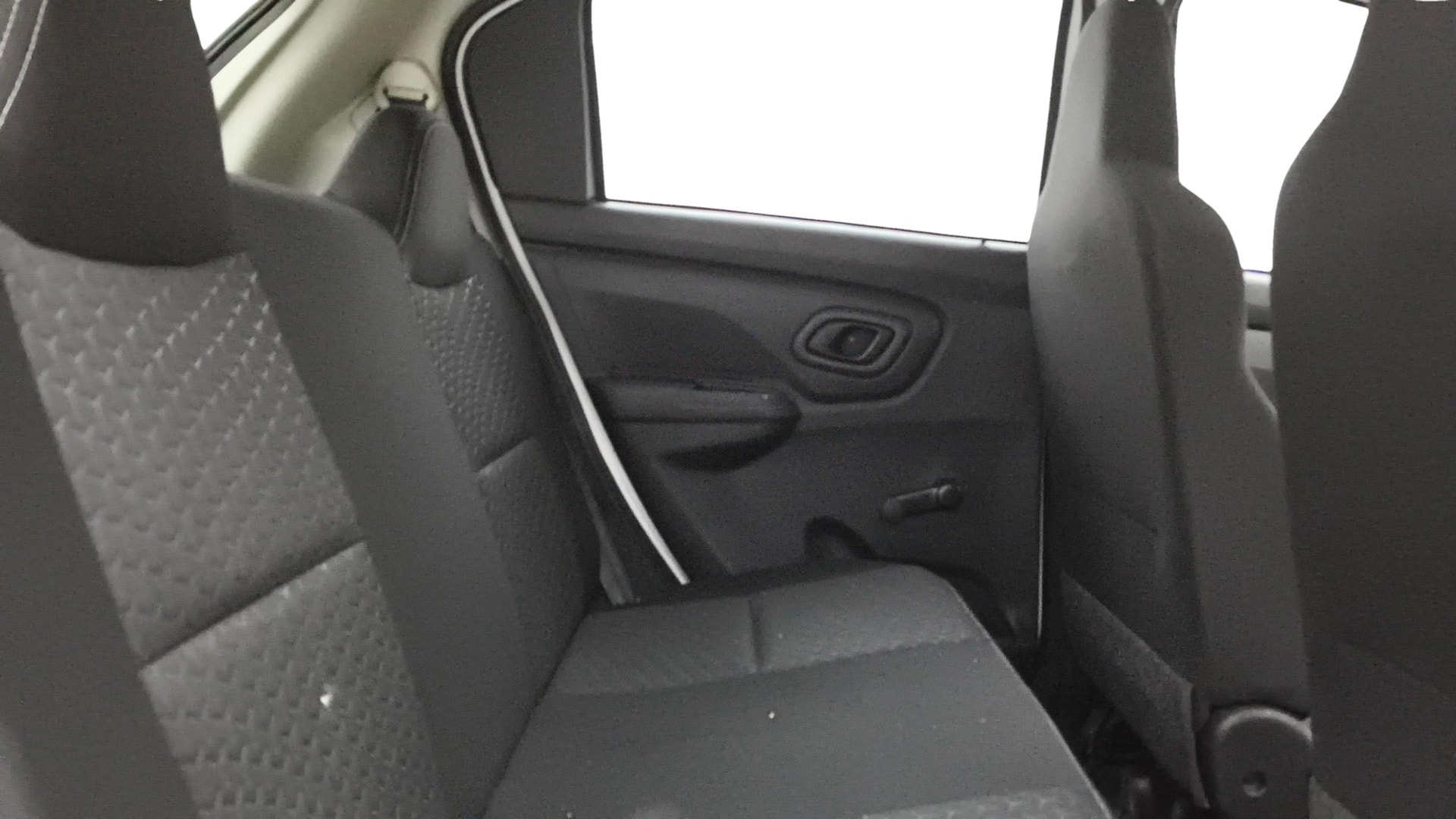 View 2022 Datsun Redi GO A Image 28 Used 2022 Datsun Redi GO A Image 28