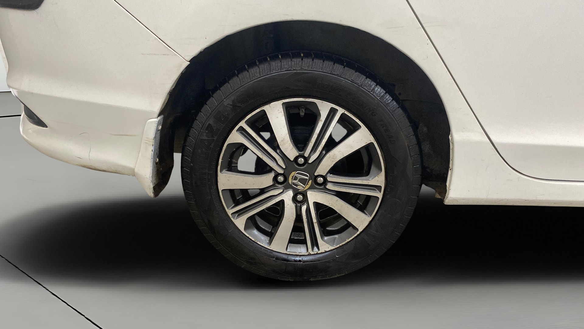 View 2019 Honda City ZX MT Diesel Anniversary Edition Image 24 Used 2019 Honda City ZX MT Diesel Anniversary Edition Image 24