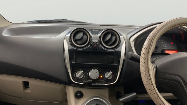 View Datsun Go Image 17 Used Datsun Go Image 17