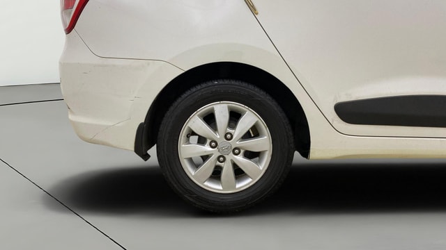 View Hyundai Xcent Image 24 Used Hyundai Xcent Image 24