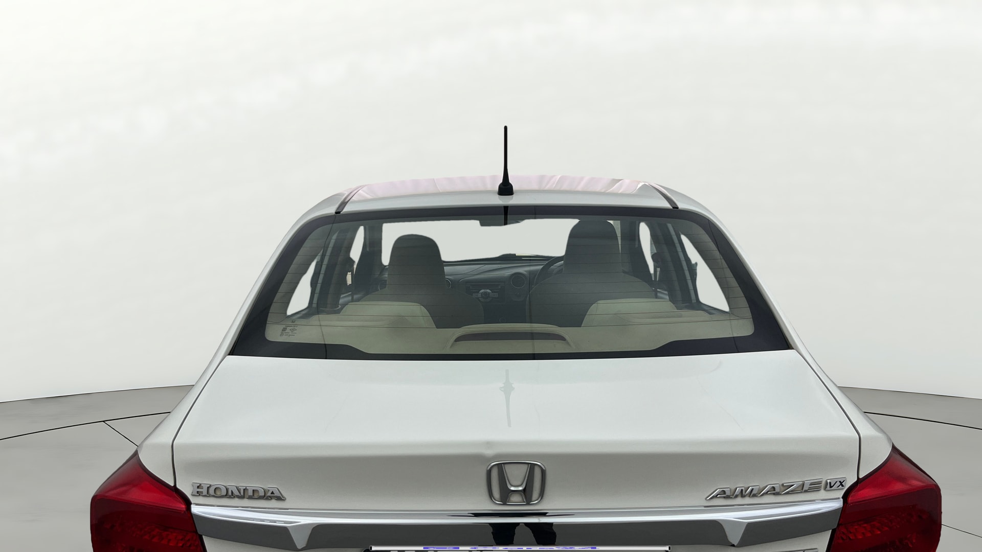View 2013 Honda Amaze E MT Petrol BS IV Image 4 Used 2013 Honda Amaze E MT Petrol BS IV Image 4