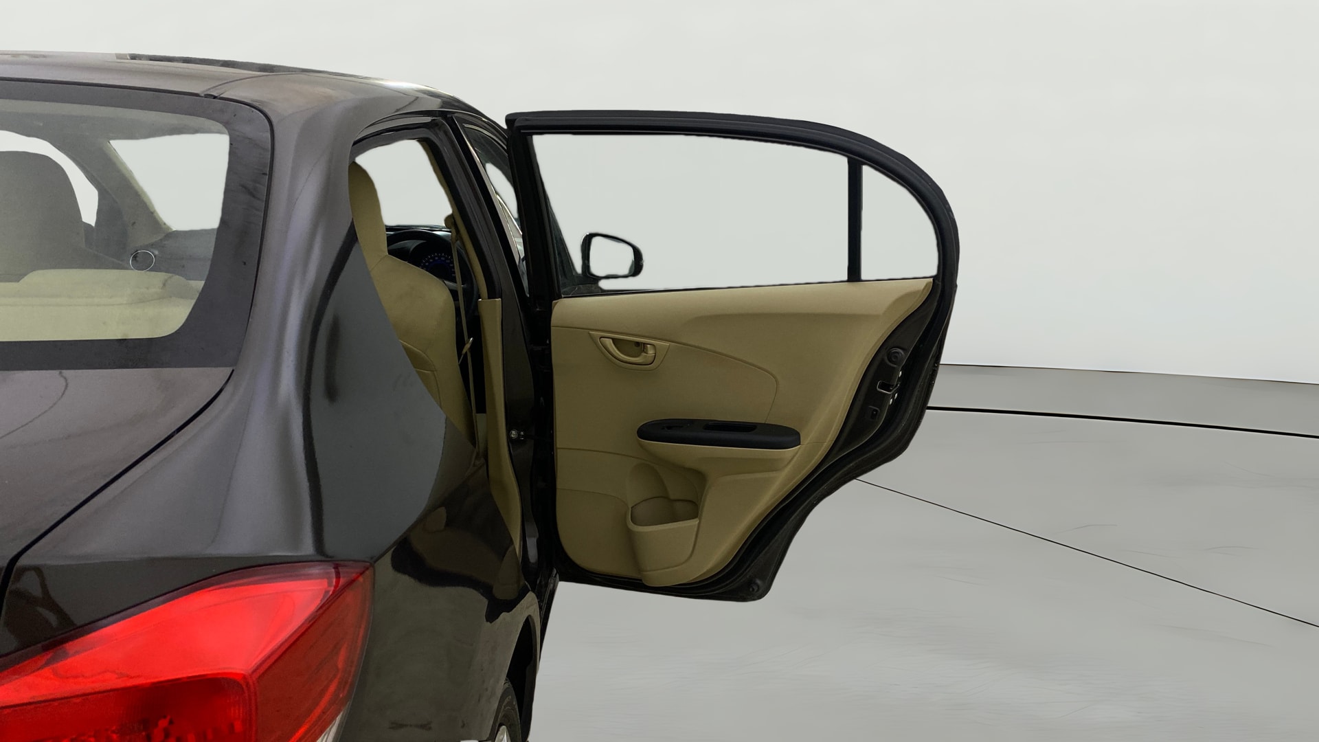 View 2015 Honda Amaze E MT Petrol BS IV Image 7 Used 2015 Honda Amaze E MT Petrol BS IV Image 7