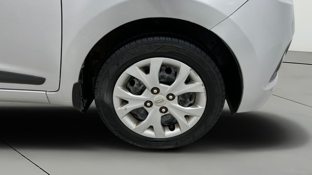 View Hyundai Grand i10 Image 40 Used Hyundai Grand i10 Image 40