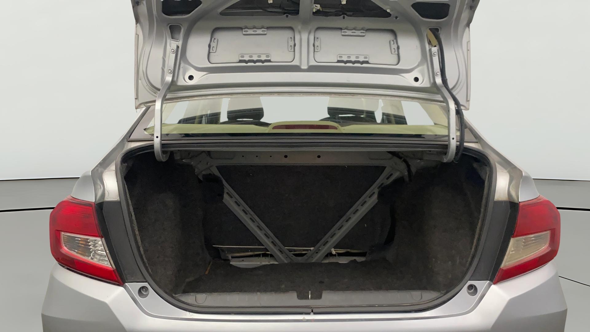 View 2021 Honda Amaze E MT Petrol BS IV Image 40 Used 2021 Honda Amaze E MT Petrol BS IV Image 40