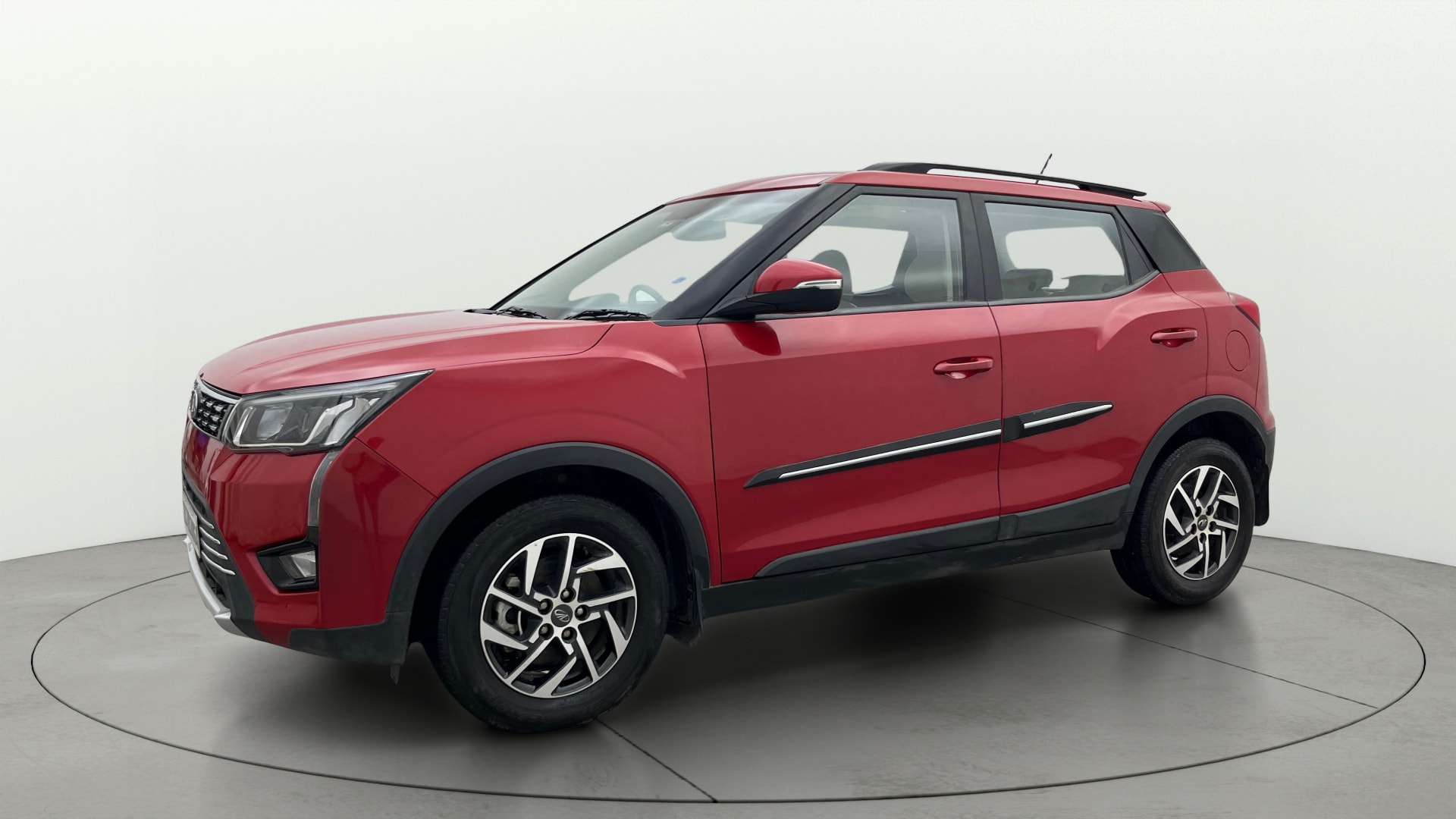 Used 2022 Mahindra XUV300 Used 2022 Mahindra XUV300