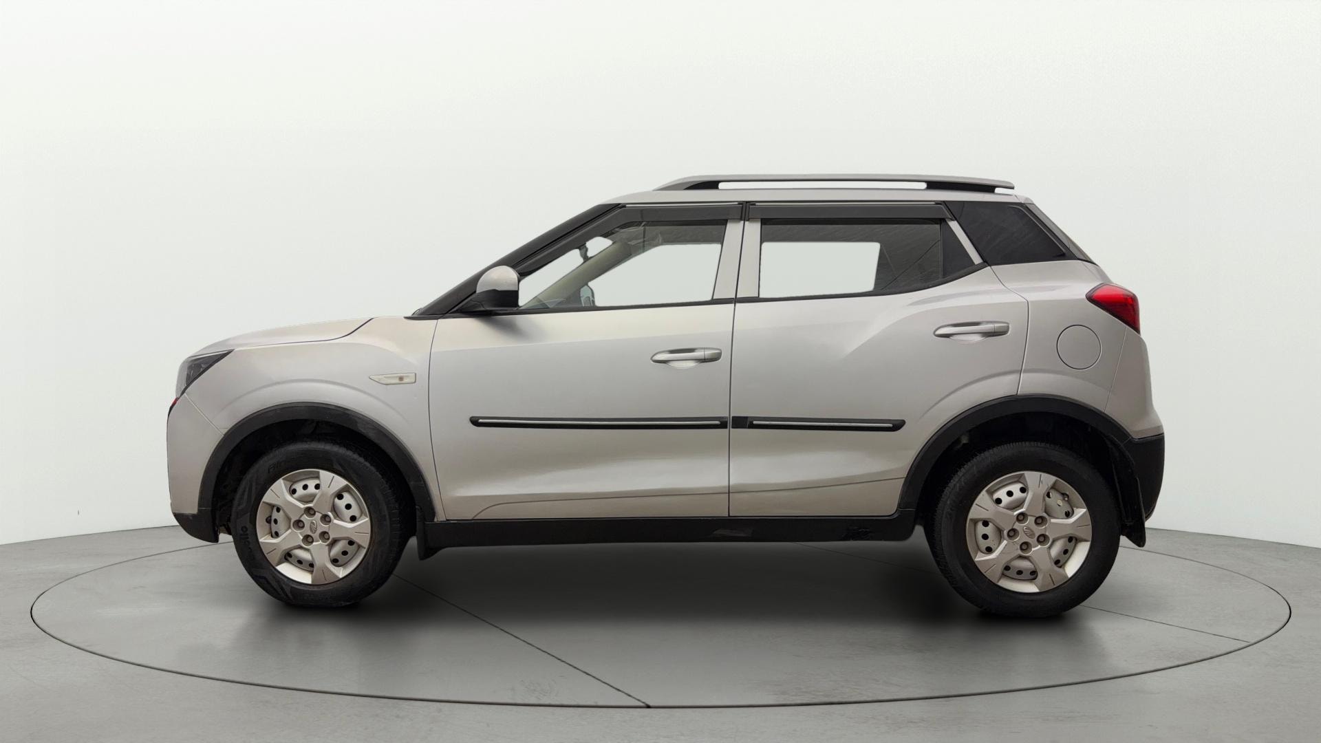 Used 2019 Mahindra XUV300 Used 2019 Mahindra XUV300