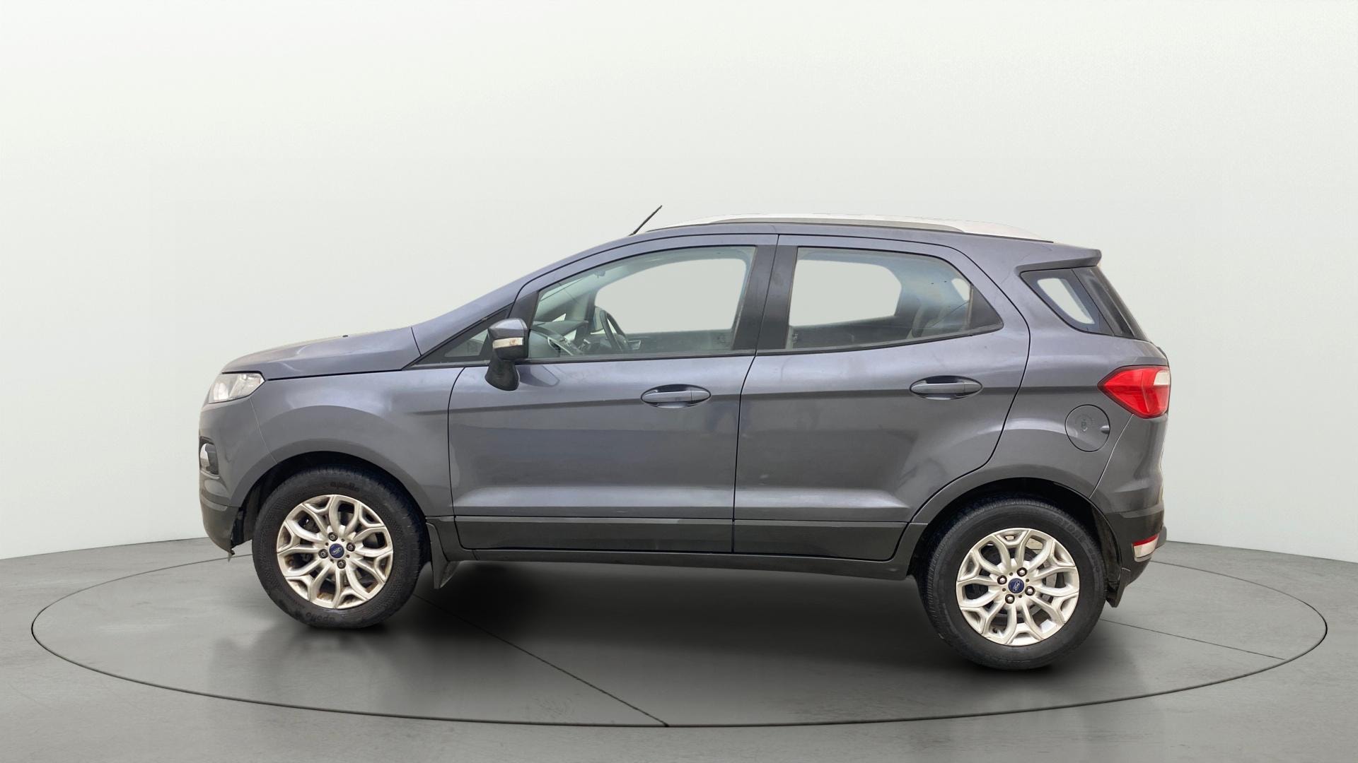 View 2016 Ford EcoSport 1.5 TDCi Diesel Ambiente BS IV Image 5 Used 2016 Ford EcoSport 1.5 TDCi Diesel Ambiente BS IV Image 5