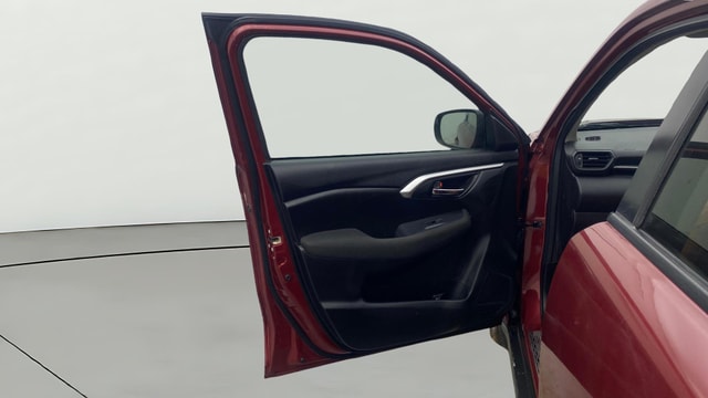 View Toyota Urban Cruiser Hyryder Image 32 Used Toyota Urban Cruiser Hyryder Image 32