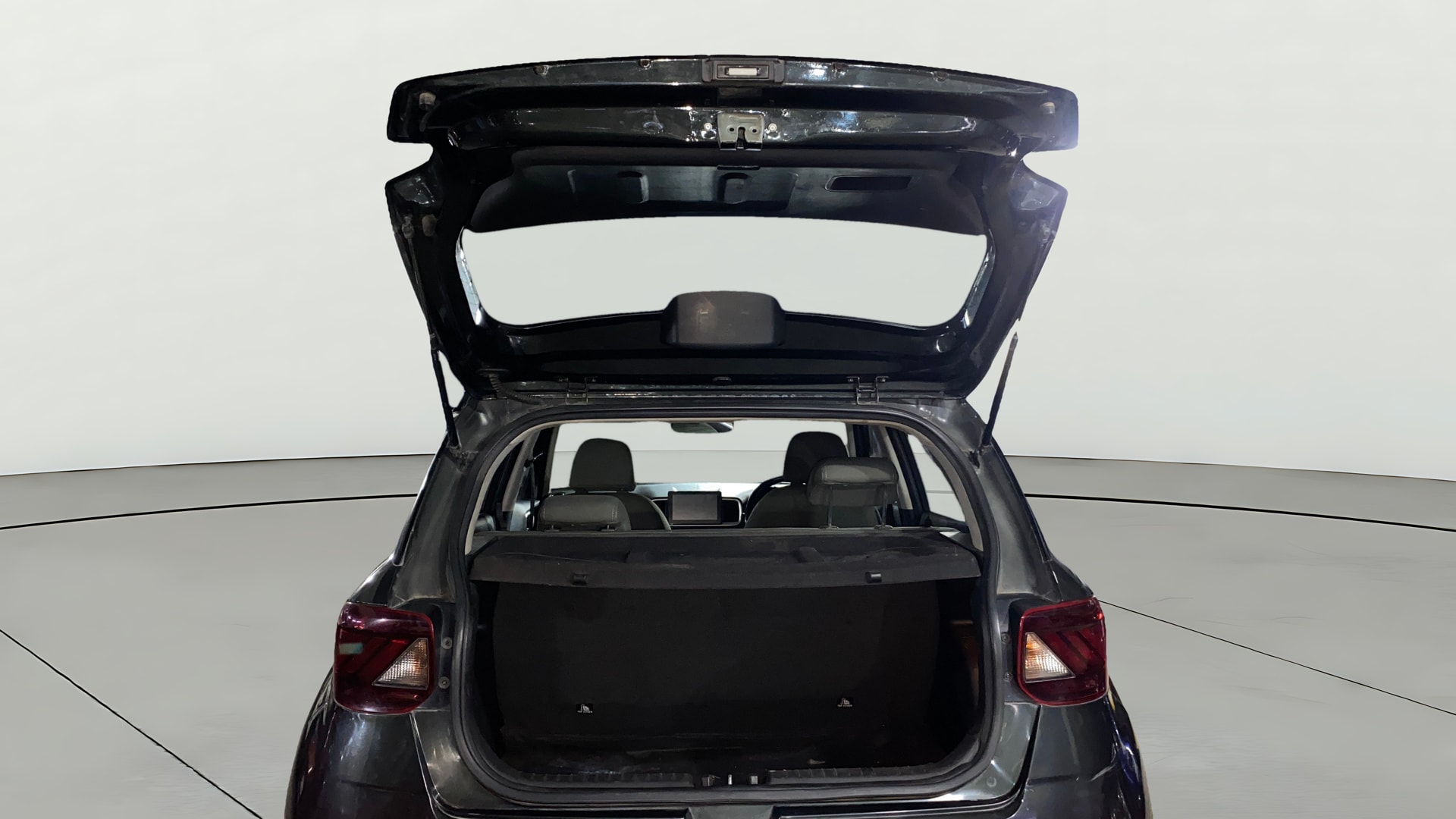 View 2021 Hyundai Venue SX 1.0 iMT Petrol Image 39 Used 2021 Hyundai Venue SX 1.0 iMT Petrol Image 39