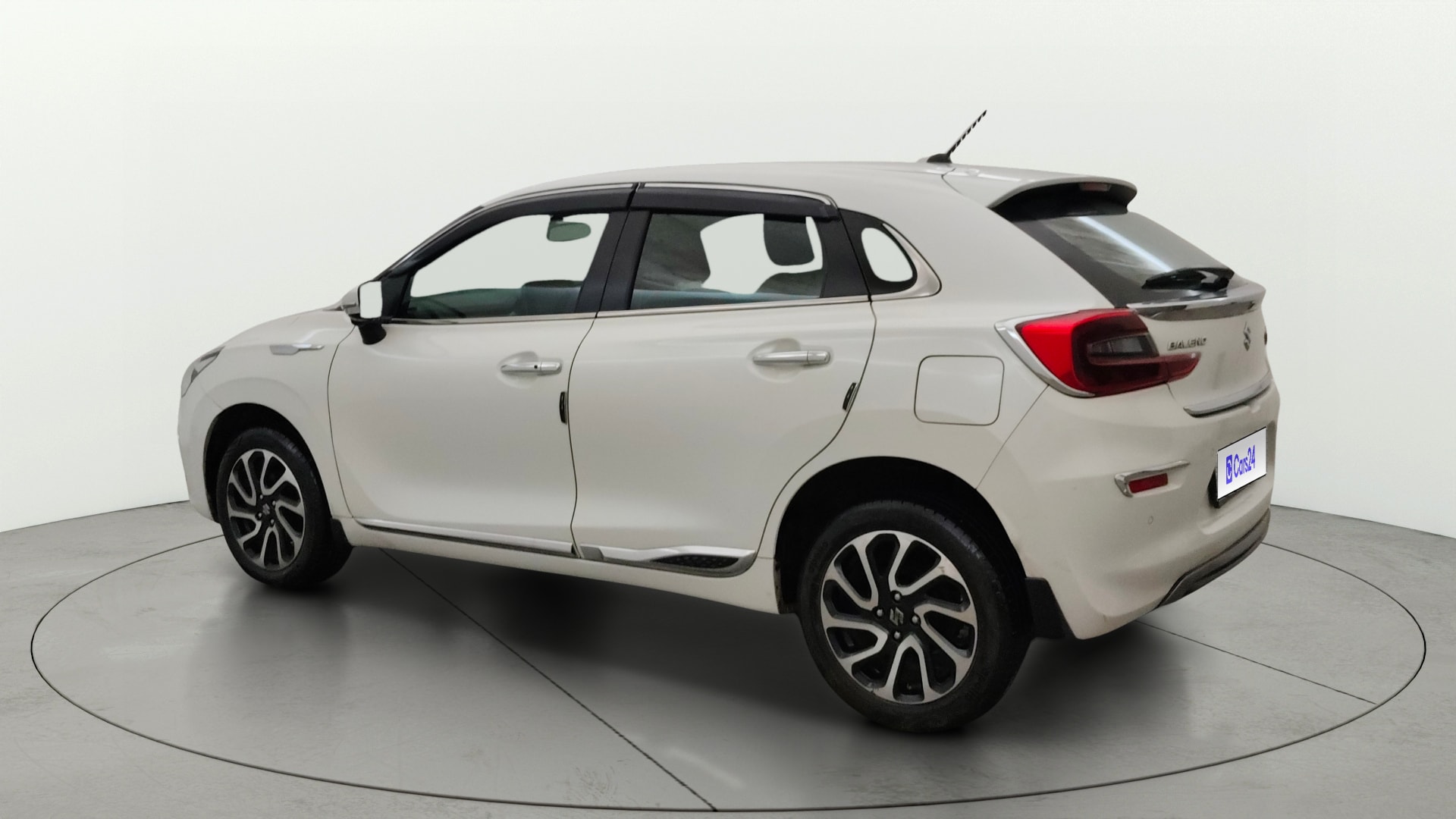 View 2022 Maruti Suzuki 1000 Base Variant Image 2 Used 2022 Maruti Suzuki 1000 Base Variant Image 2