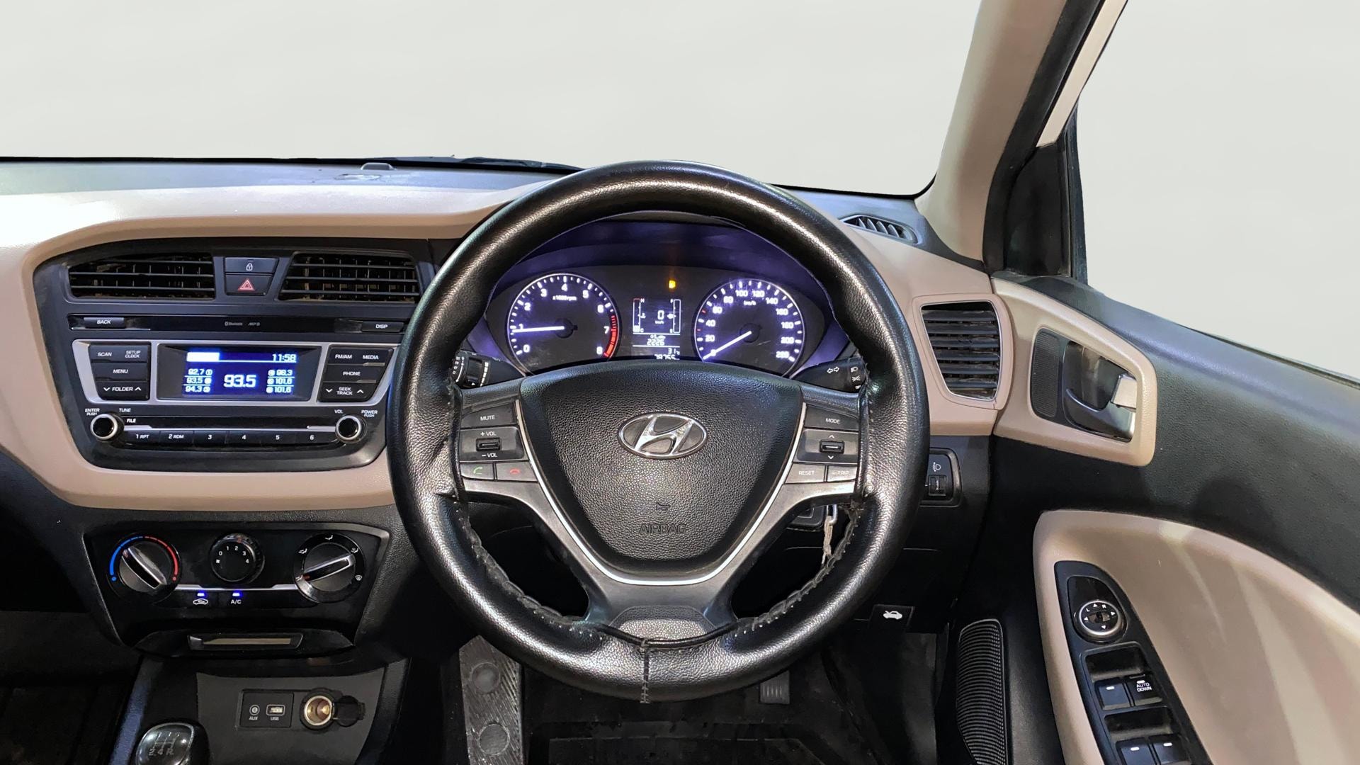 View 2016 Hyundai Elite i20 Magna 1.2 Image 20 Used 2016 Hyundai Elite i20 Magna 1.2 Image 20
