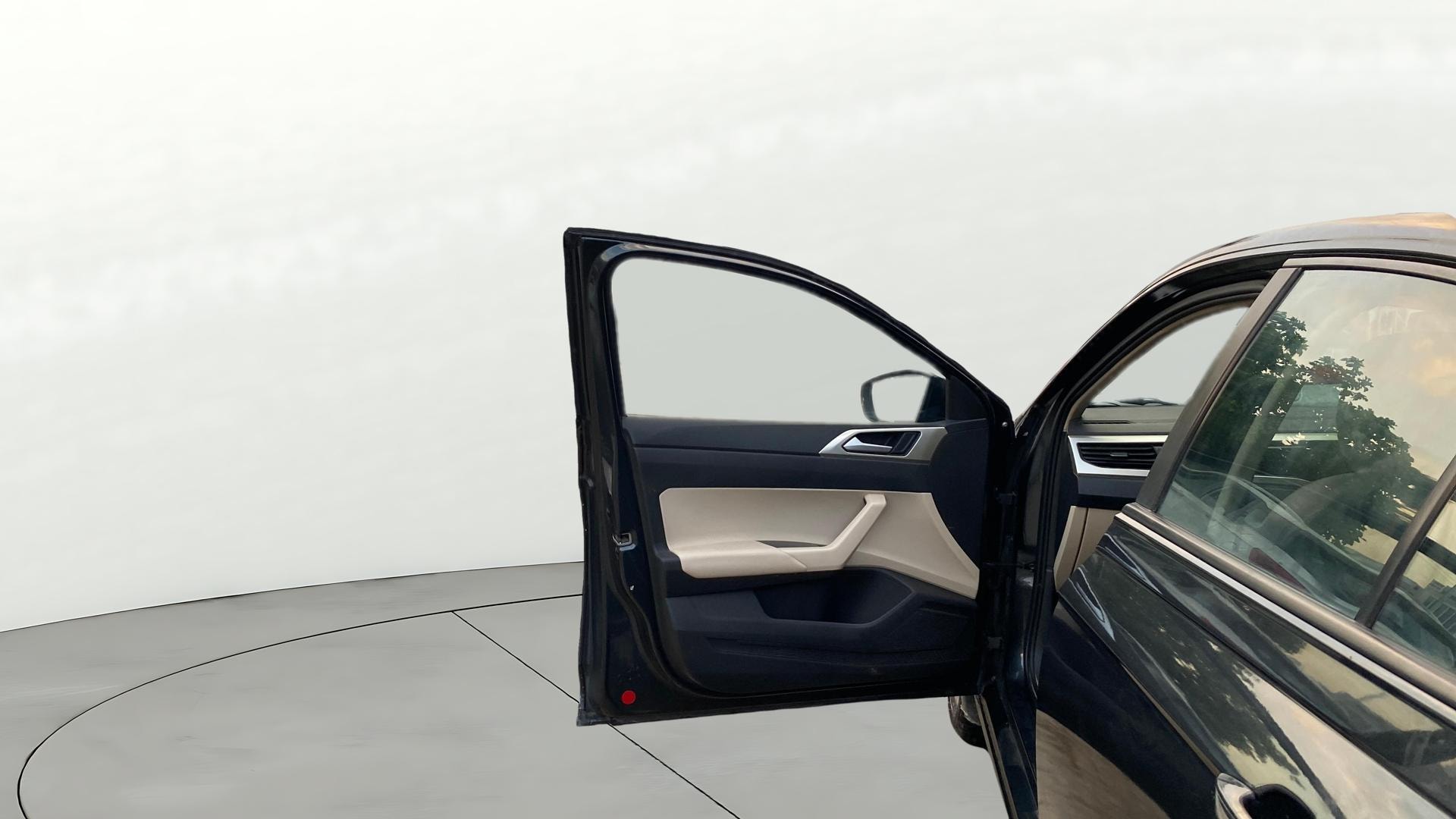 View 2024 Volkswagen Virtus Topline 1.0 TSI MT Image 31 Used 2024 Volkswagen Virtus Topline 1.0 TSI MT Image 31