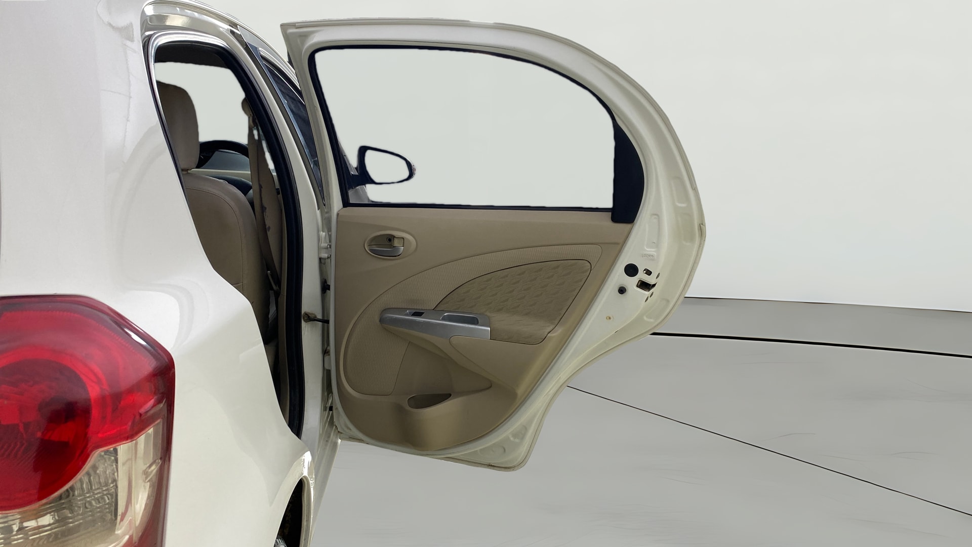 View 2019 Toyota Etios Liva V Image 7 Used 2019 Toyota Etios Liva V Image 7