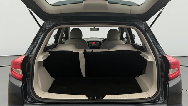 View Mahindra XUV300 Image 37 Used Mahindra XUV300 Image 37