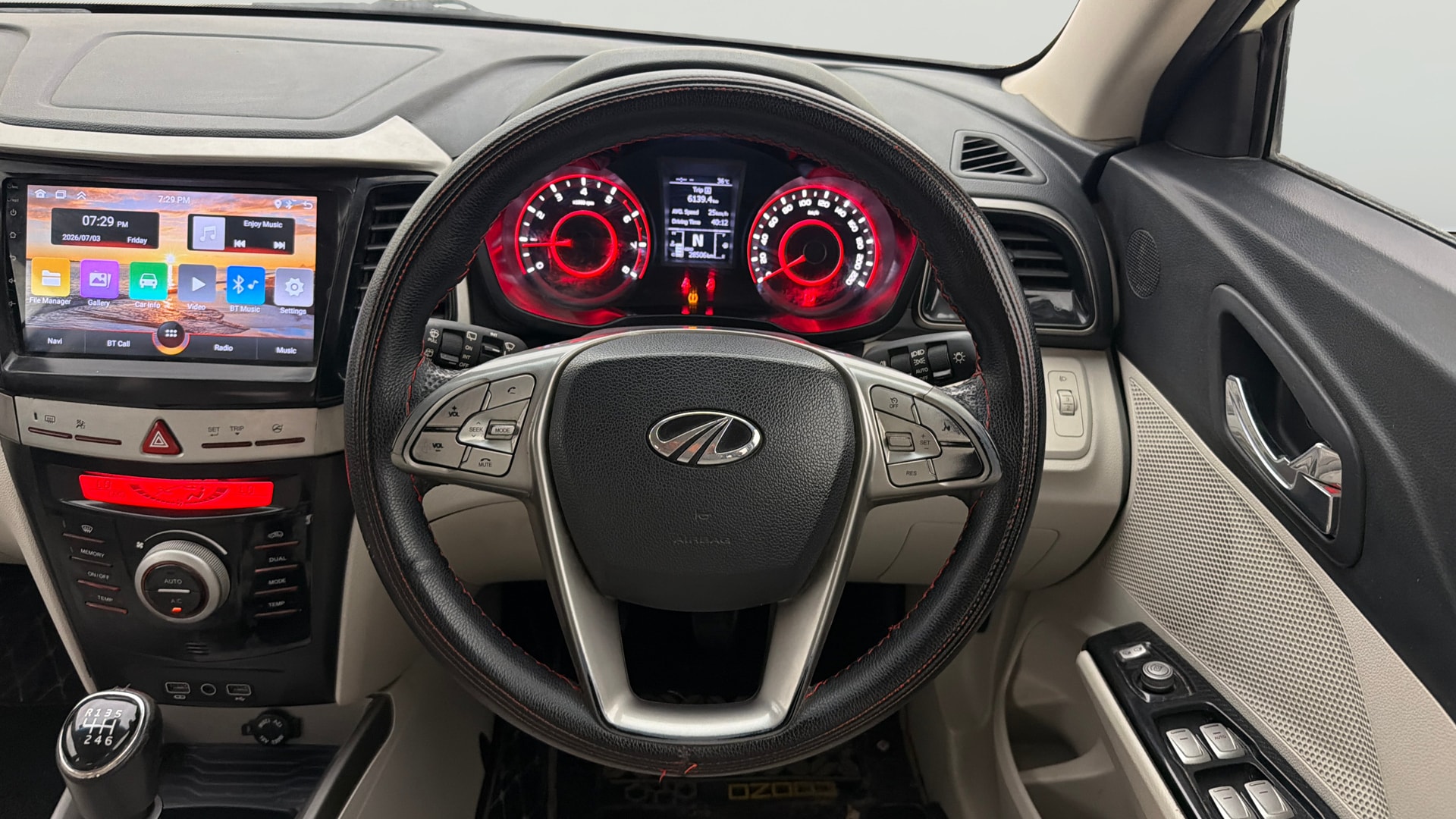Used 2022 Mahindra XUV300 Used 2022 Mahindra XUV300