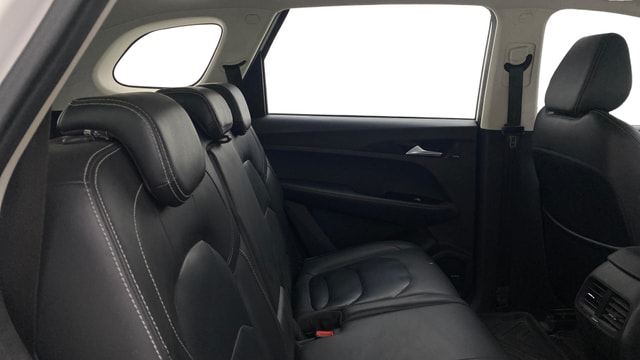 View MG Hector Image 36 Used MG Hector Image 36