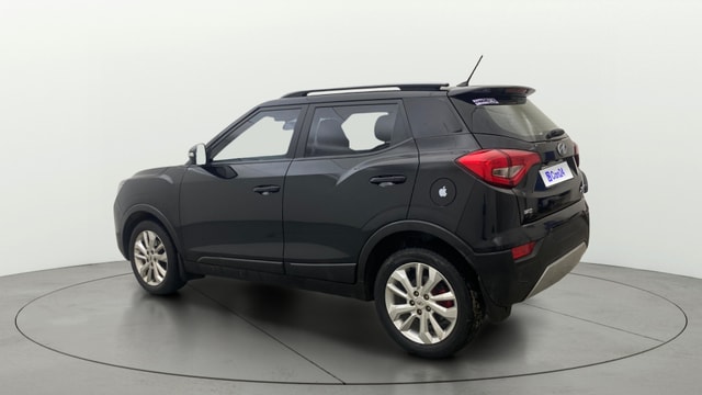 View Mahindra XUV300 Image 2 Used Mahindra XUV300 Image 2