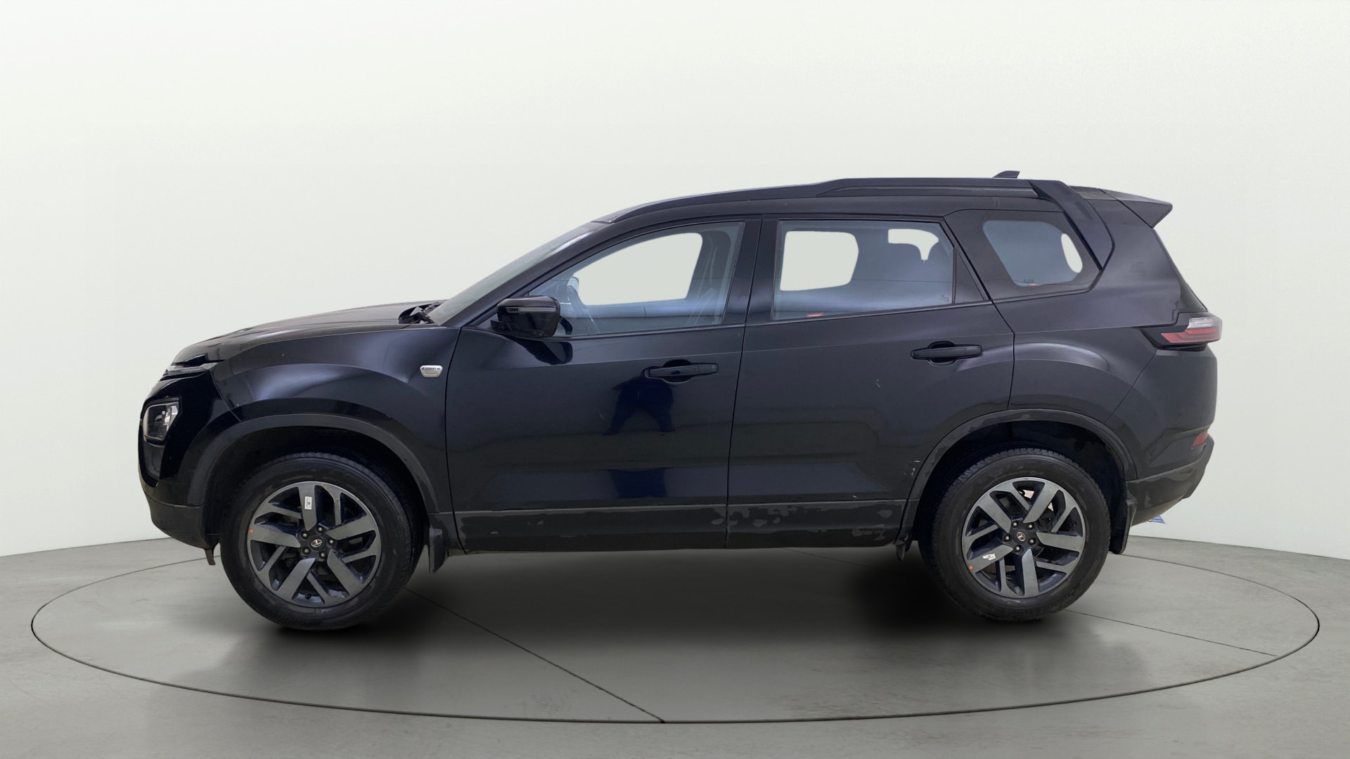 Used 2023 Tata Safari Used 2023 Tata Safari